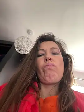 Lwhite1 online show from 04.01.26