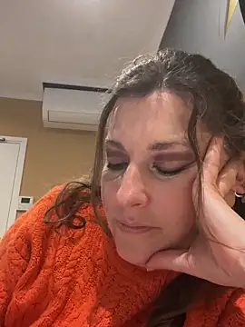Snapshot of Lwhite1 chatting on 05.17.26 Lwhite1 online show from 05.17.26