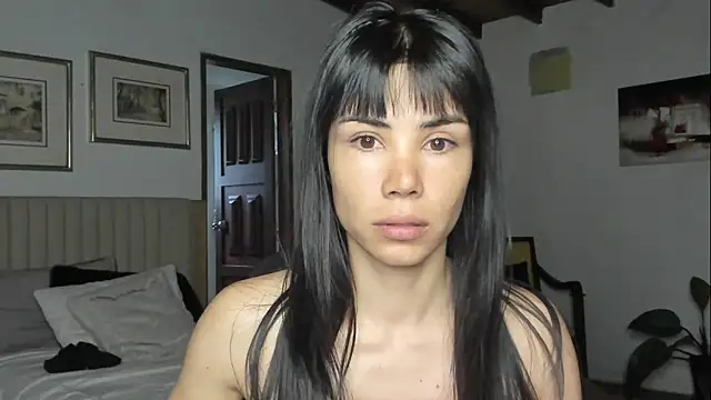 AnaHenao online show from 02.12.26