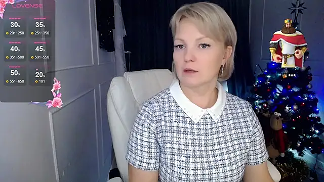 Snapshot of Juarnea chatting on 01.15.25 Juarnea online show from 01.15.25