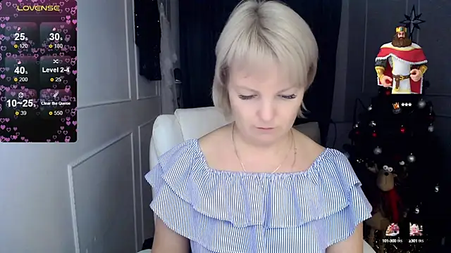 Snapshot of Juarnea chatting on 01.23.25 Juarnea online show from 01.23.25