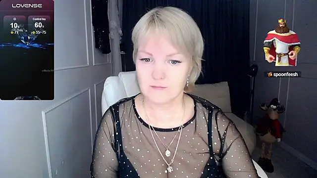 Snapshot of Juarnea chatting on 02.01.25 Juarnea online show from 02.01.25