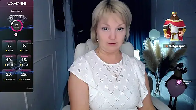 Snapshot of Juarnea chatting on 02.20.25 Juarnea online show from 02.20.25