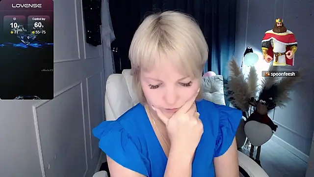Snapshot of Juarnea chatting on 03.20.25 Juarnea online show from 03.20.25