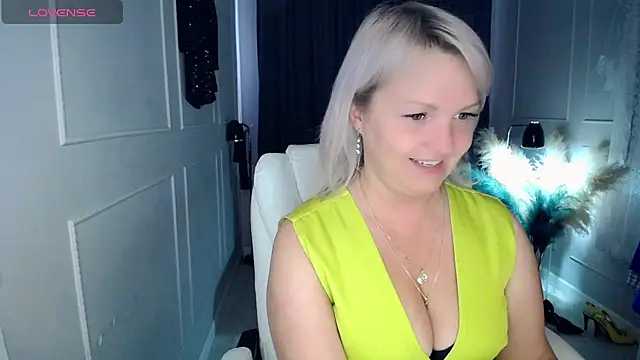 Juarnea online show from 04.16.26