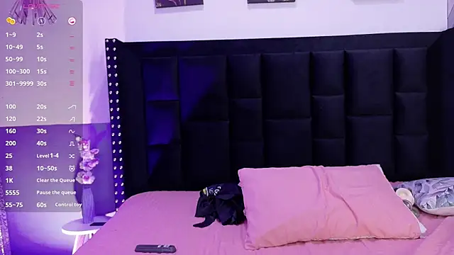 littleebonny online show from 09.22.25