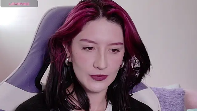 Snapshot of sunshine_girl9 chatting on 05.21.26 sunshine girl9 online show from 05.21.26