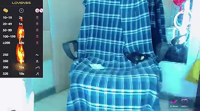 Snapshot of KayleighDreams_ chatting on 02.16.25 KayleighDreams online show from 02.16.25