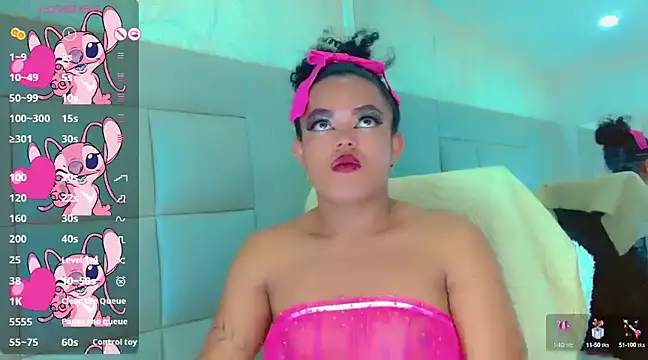 Snapshot of KayleighDreams_ chatting on 02.24.25 KayleighDreams online show from 02.24.25