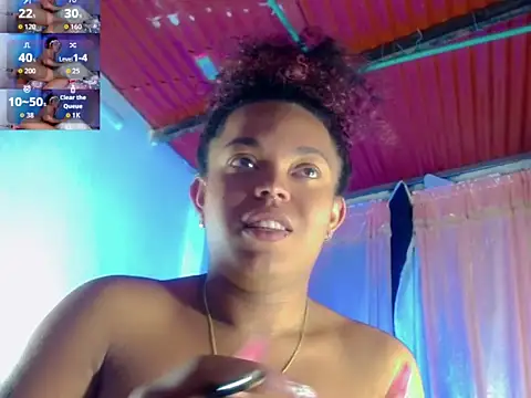 Snapshot of KayleighDreams_ chatting on 09.25.25 KayleighDreams online show from 09.25.25