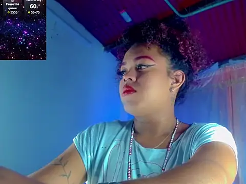 Snapshot of KayleighDreams_ chatting on 10.01.25 KayleighDreams online show from 10.01.25