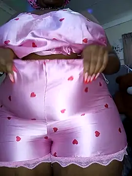 CocoBootyyy online show from 11.13.25