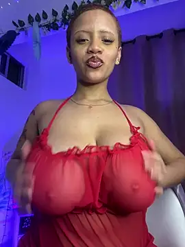 Snapshot of Charlotee_ chatting on 02.09.25 Charlotee  online show from 02.09.25