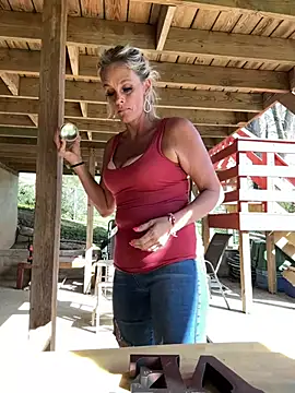 Snapshot of vixendoll87 chatting on 03.19.26 vixendoll87 online show from 03.19.26