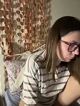 BeatriceTender online show from 02.16.26