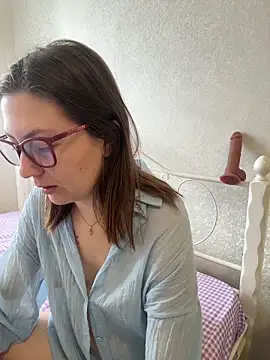 BeatriceTender online show from 03.19.26