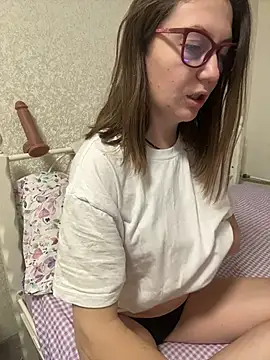 BeatriceTender online show from 03.22.26