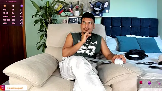 Snapshot of Neganhot_ chatting on 07.14.26 Neganhot online show from 07.14.26