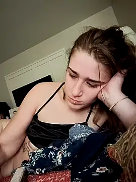 Snapshot of halobabe7620 chatting on 02.14.25 halobabe7620 online show from 02.14.25