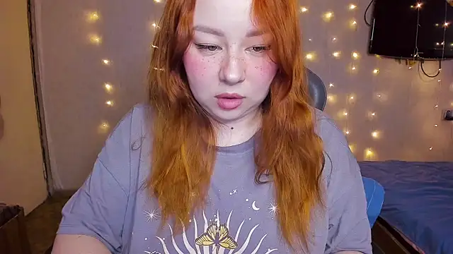 Snapshot of Milafoxxxy chatting on 01.19.25 Milafoxxxy online show from 01.19.25