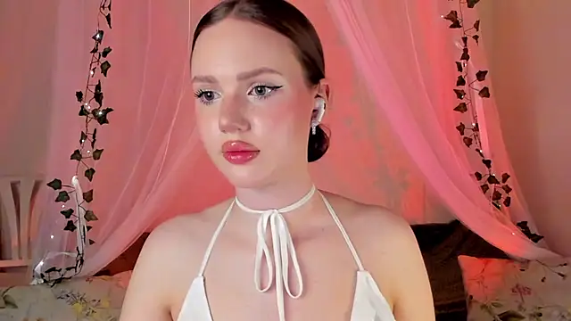 MishkaMe online show from 12.08.24