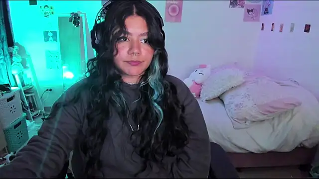 StephaniFox online show from 01.20.25