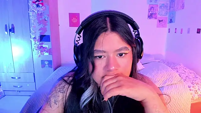 StephaniFox online show from 02.26.25