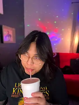 Snapshot of miacanela_xo chatting on 11.24.25 miacanela xo online show from 11.24.25