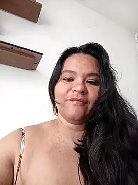 Julieta-tits online show from 05.13.26
