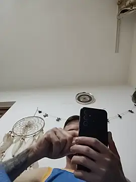 Snapshot of colin_hopex chatting on 05.19.26 colin hopex online show from 05.19.26