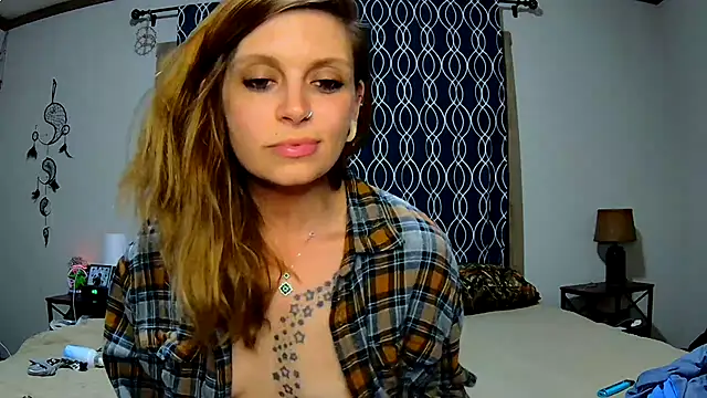 Snapshot of ZeelaXoXo chatting on 01.10.25 ZeelaXoXo online show from 01.10.25