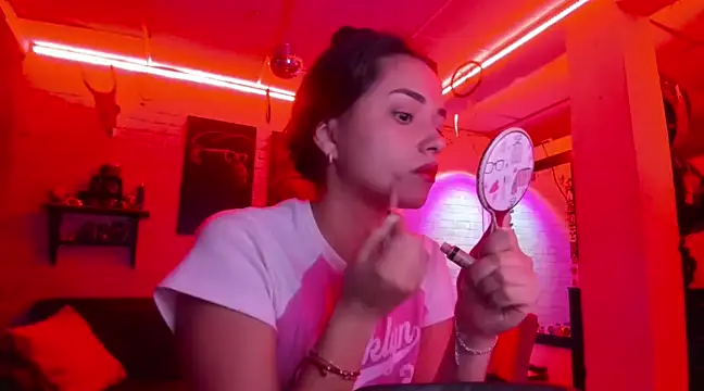 Snapshot of Kimmymadison- chatting on 01.04.25 Kimmymadison- online show from 01.04.25