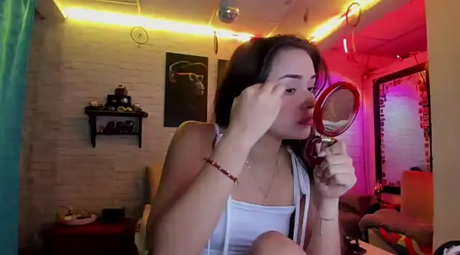 Snapshot of Kimmymadison- chatting on 02.05.25 Kimmymadison- online show from 02.05.25