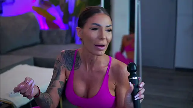 RaquelleVon online show from 02.16.26