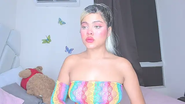 sofiacastillo01 online show from 04.18.26