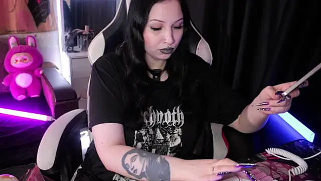 Snapshot of Kitty_goth chatting on 08.03.26 Kitty goth online show from 08.03.26