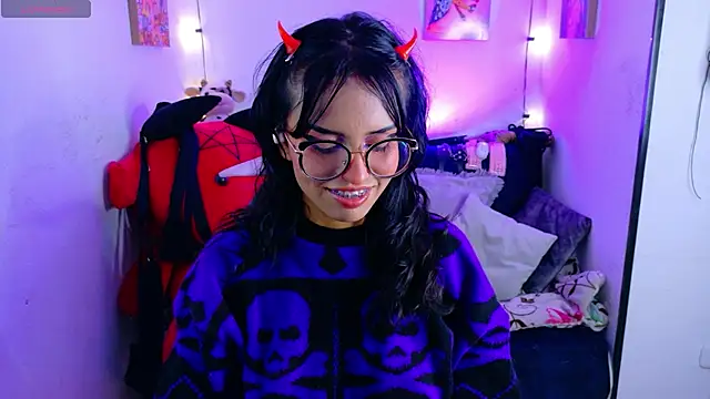 Snapshot of Dann_dan chatting on 09.19.25 Dann dan online show from 09.19.25