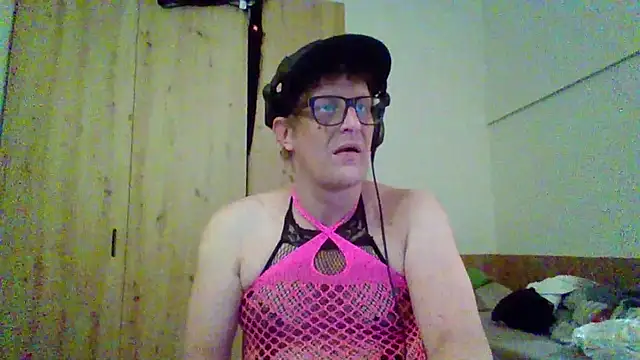 Bigthroaterboy online show from 09.09.25