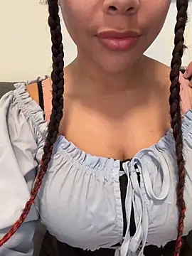 HaileyDiana online show from 03.17.26