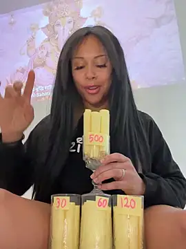 HaileyDiana online show from 04.13.26