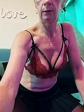 tatianasexymilf online show from 12.14.25