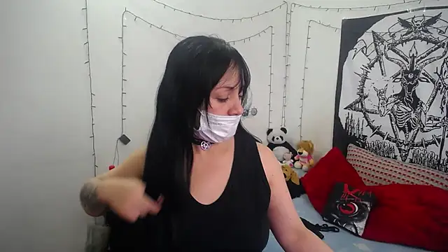 lili peach online show from 12.05.24