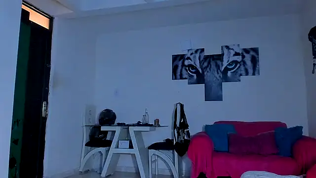 kerlysmith 24 online show from 02.18.26