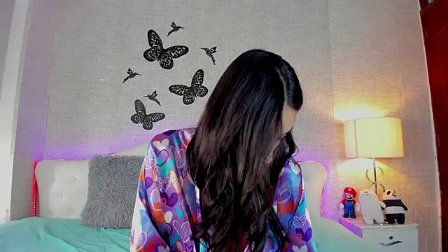 Snapshot of LyaEvanss chatting on 03.19.25 LyaEvanss online show from 03.19.25