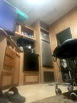 Snapshot of WilldoPita chatting on 09.15.25 WilldoPita online show from 09.15.25