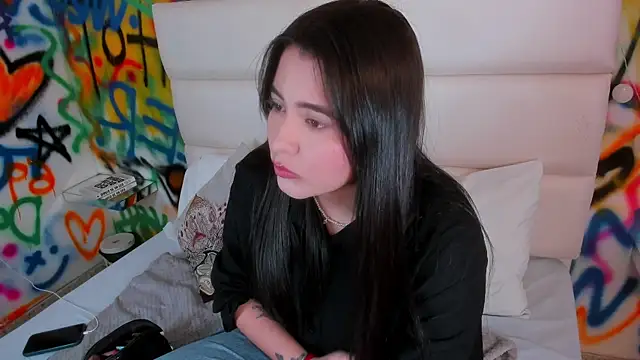 Liana Bernocchi online show from 11.27.25