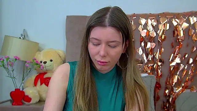 Snapshot of LiliaBianka chatting on 02.13.26 LiliaBianka online show from 02.13.26