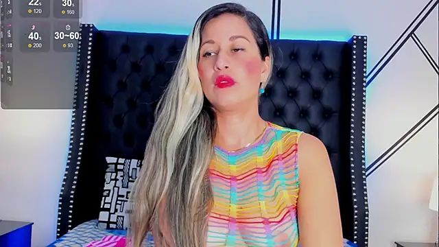 Snapshot of _evelin_diaz chatting on 01.15.25 evelin diaz online show from 01.15.25