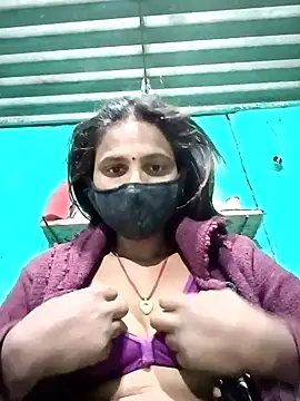 Snapshot of Baby__Shreya chatting on 02.13.25 Baby  Shreya online show from 02.13.25