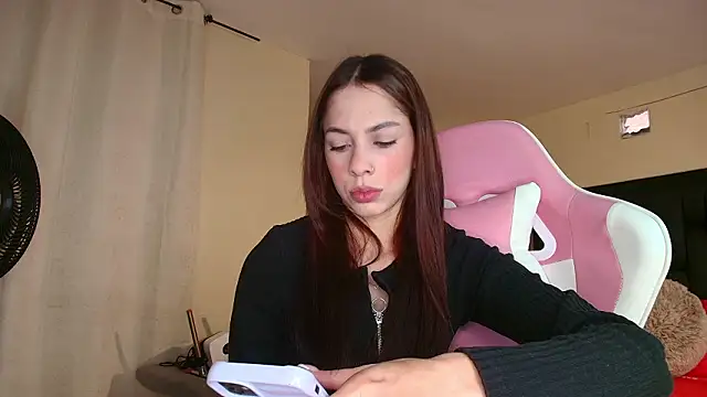 shanakendal2 online show from 03.18.26